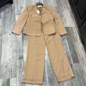 Casual Corner Pant Suit